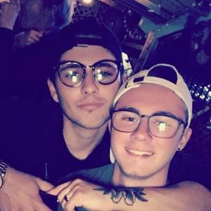 Meet your Posher, Cameron